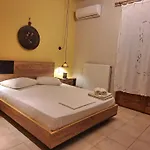 Skourgias 3*