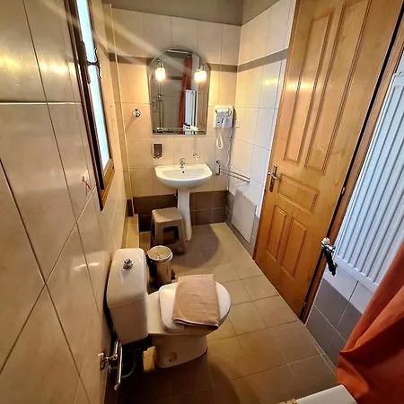 Guest house Skourgias