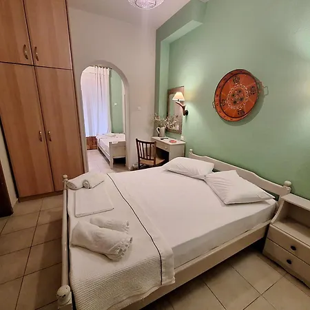 Skourgias Konukevi Kala Nera