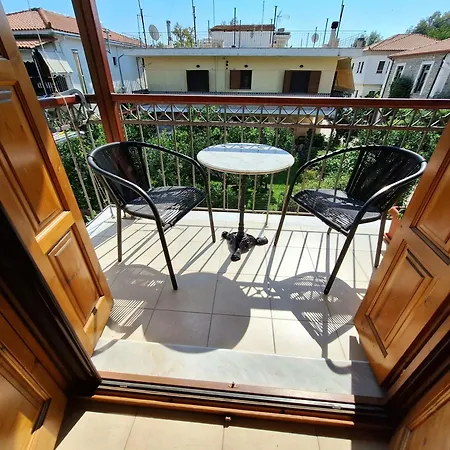 Skourgias 3* Kala Nera