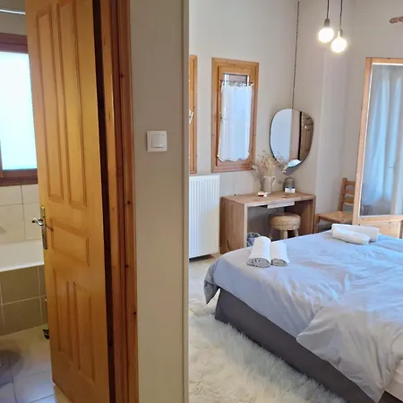 Skourgias Konukevi 3*