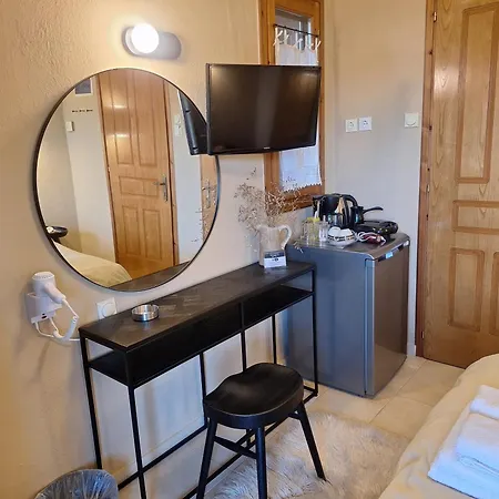 Skourgias Guest house